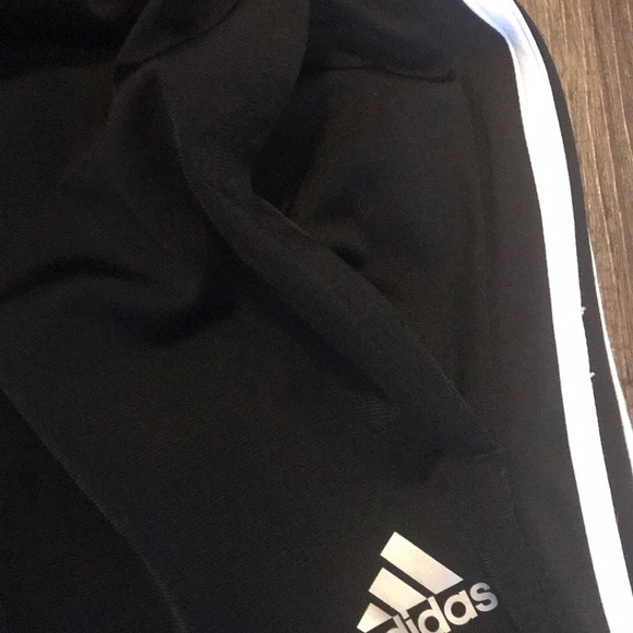 Adidas pants - Picture 6 of 6